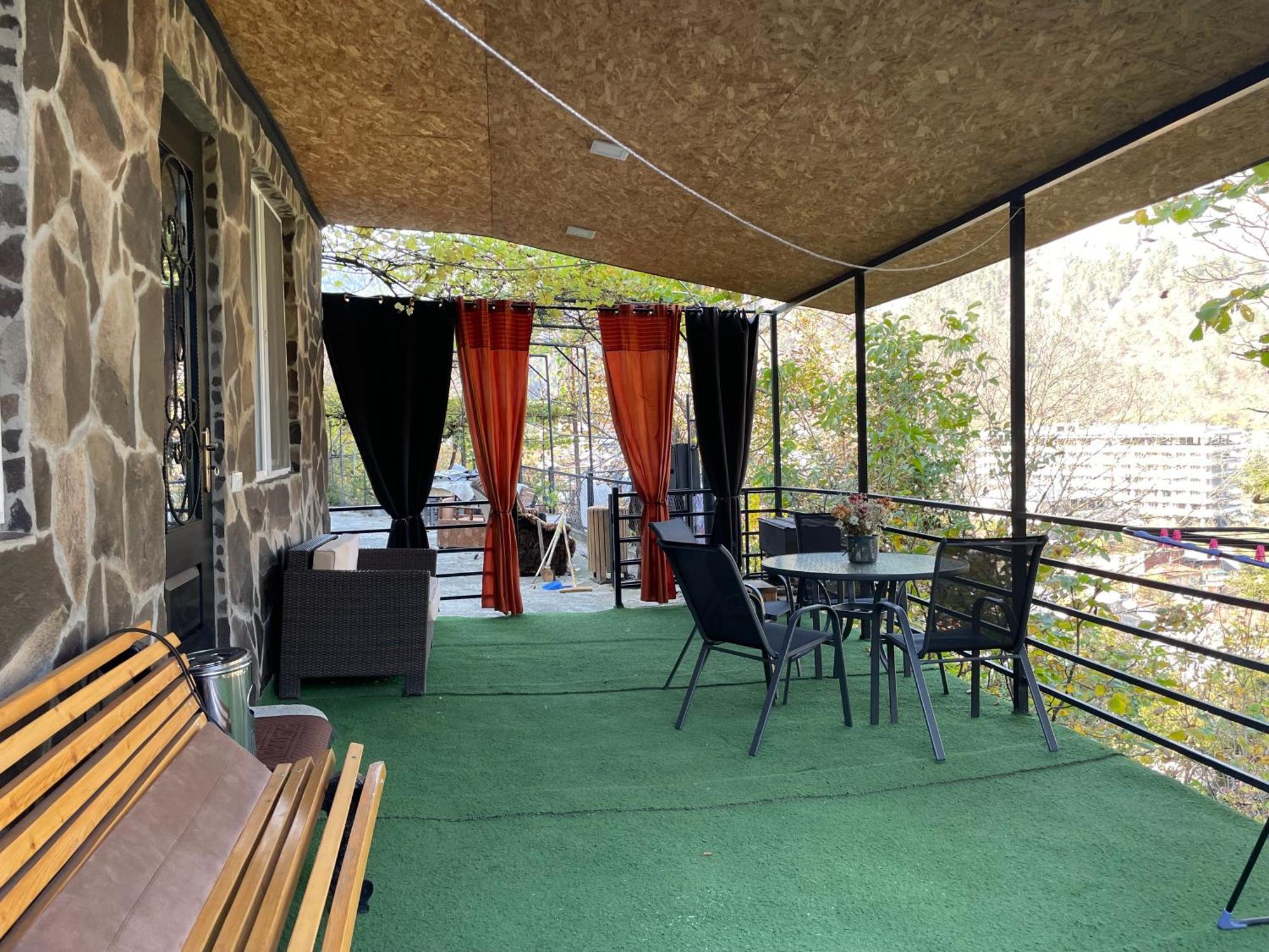 Borjomi Veranda Exteriör bild
